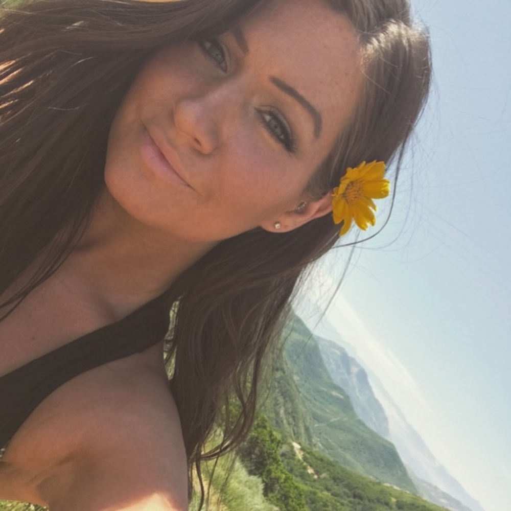 Meet your Posher, Jaclynn